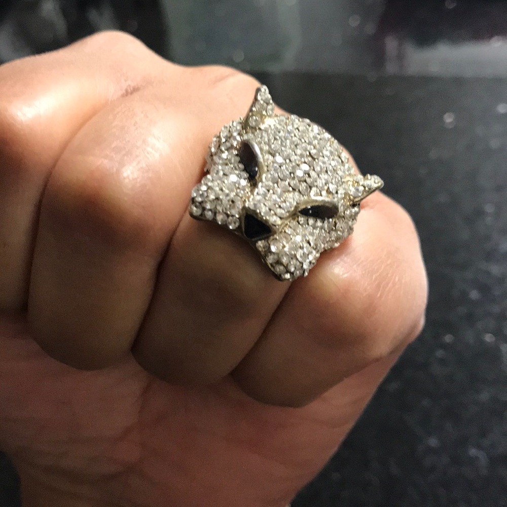 Diamond panther 🐆 ring.
